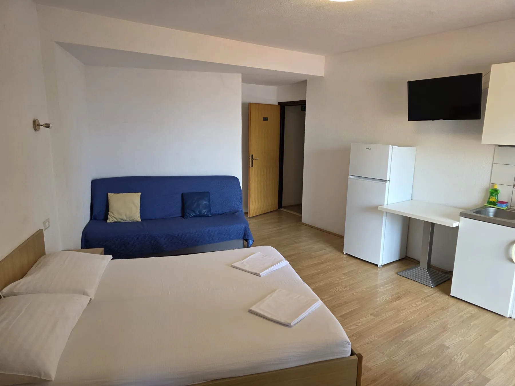 Studio APT-3 — 3
